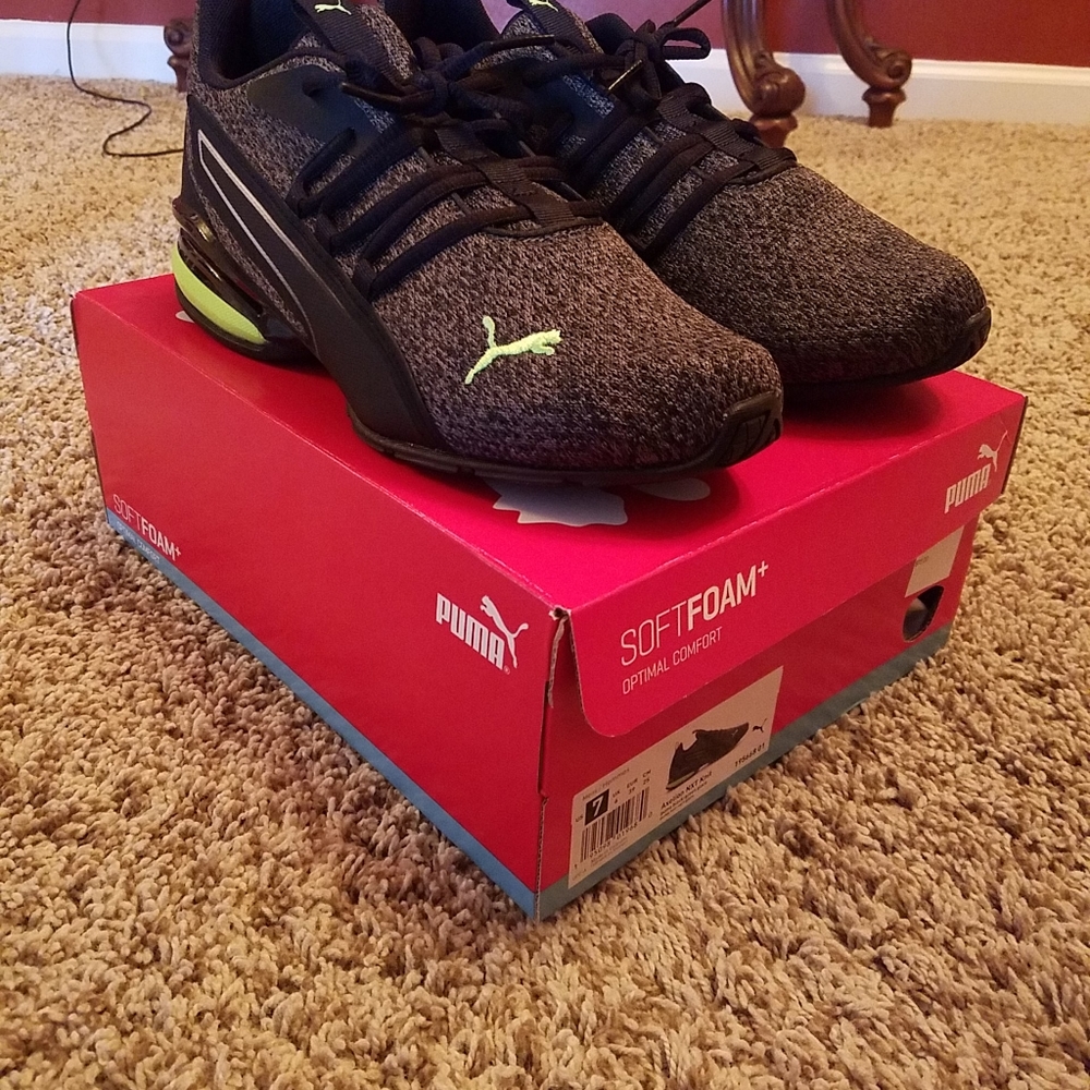 Puma Axelion NXT Knit sneakers